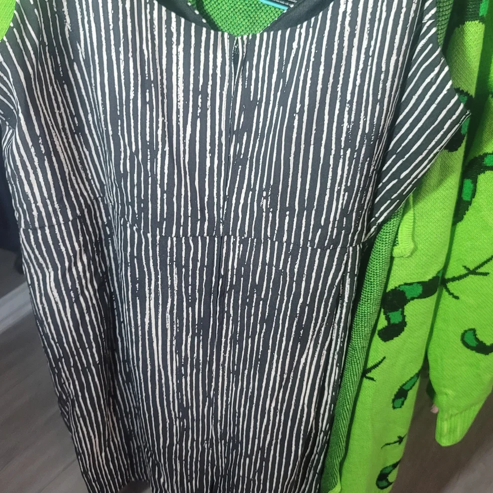 Hell Bunny Black & White Jack Striped Sheath Dress with Belt - Picture 4 of 7